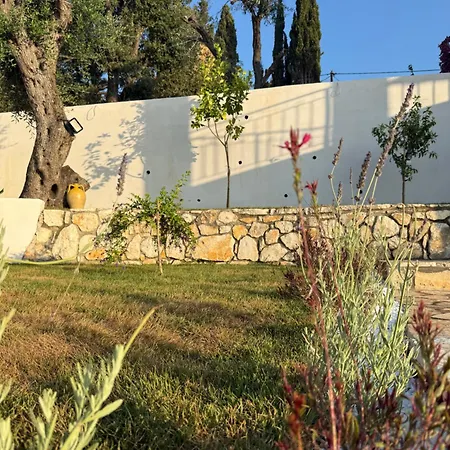 Altana Corfu * אצ'ארבי